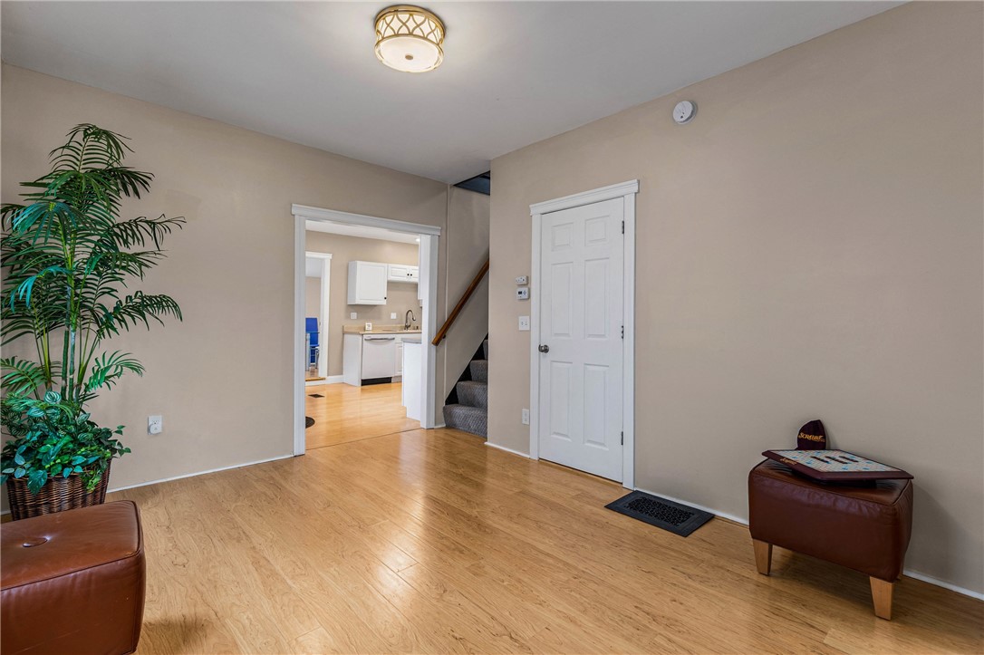 155 Cottage Street Rochester, NY 14608 - Photo 7 of 48