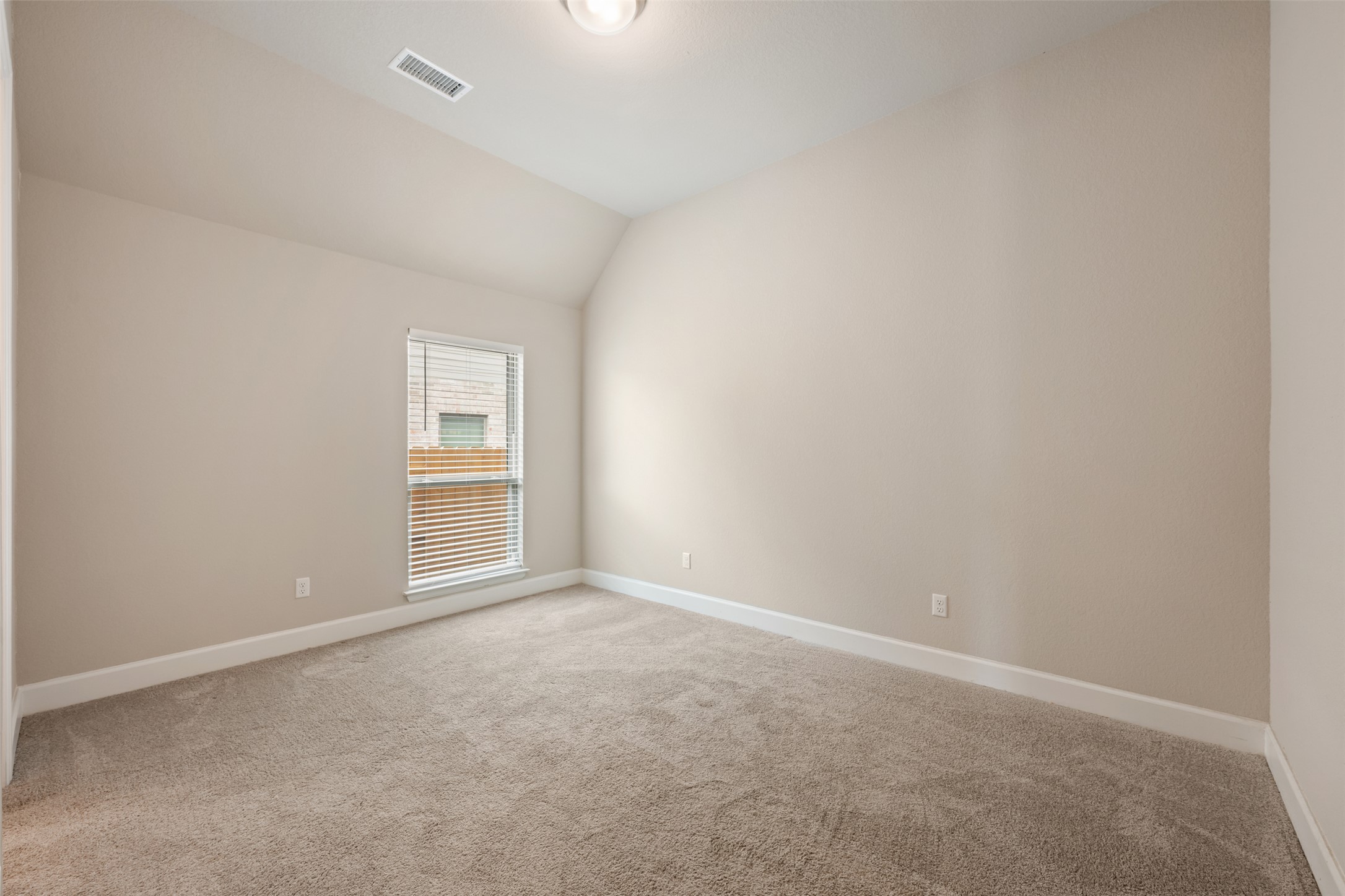 104 Anejo Bluff Georgetown, TX 78628 - Photo 11 of 40 an empty room with windows