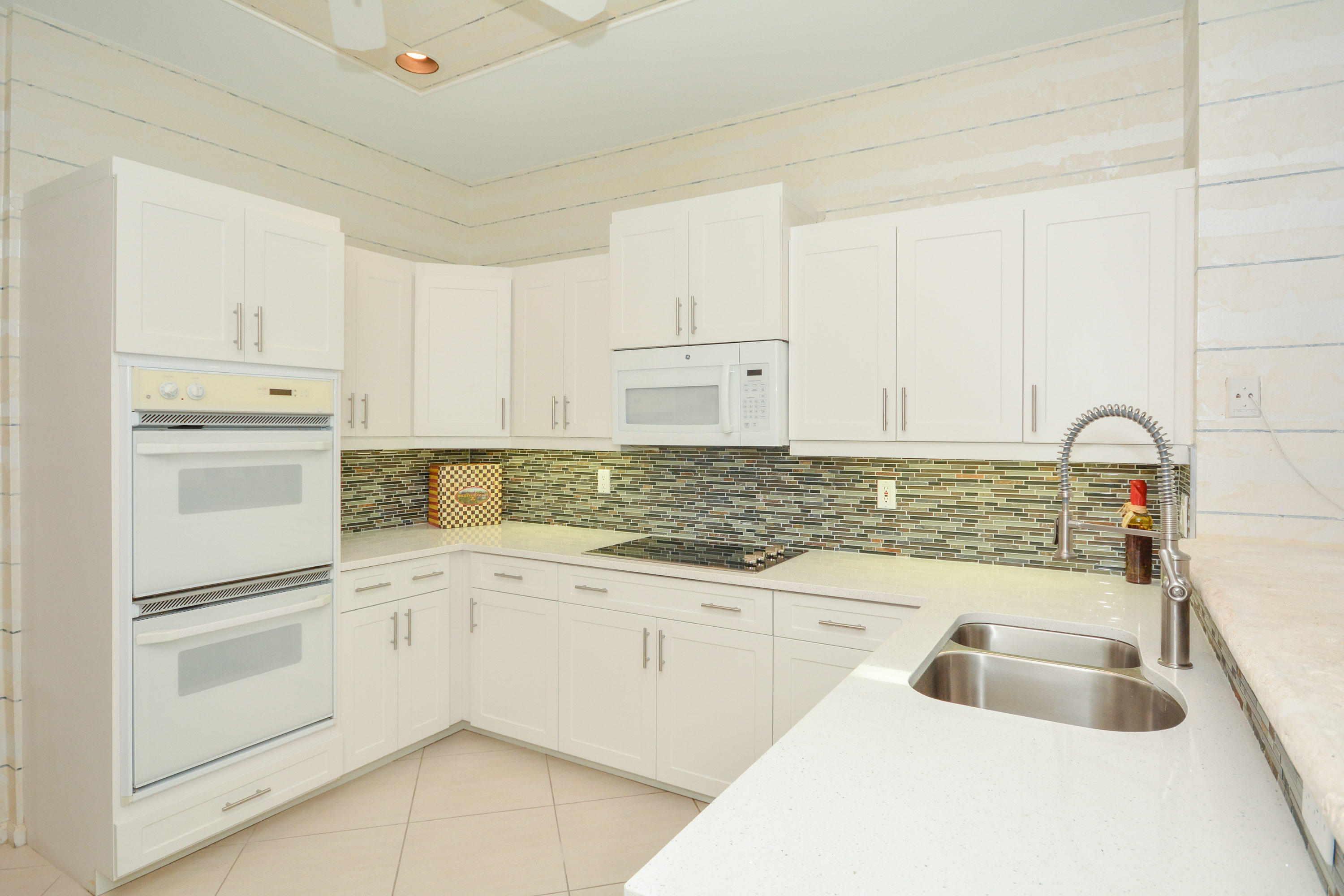 3325 Northwest 53rd Circle Boca Raton, FL 33496 - Photo 16 of 49 Kitchen