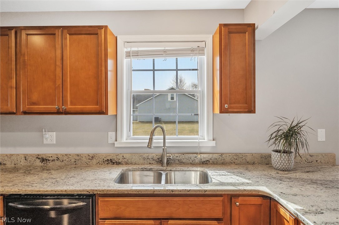 650 South Tiffin Road Port Clinton, OH 43452 - Photo 9 of 34 Gallery Image 9