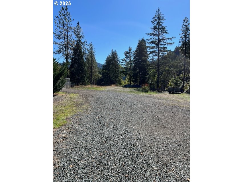 4696 Cow Creek Road Riddle, OR 97469 - Photo 29 of 46