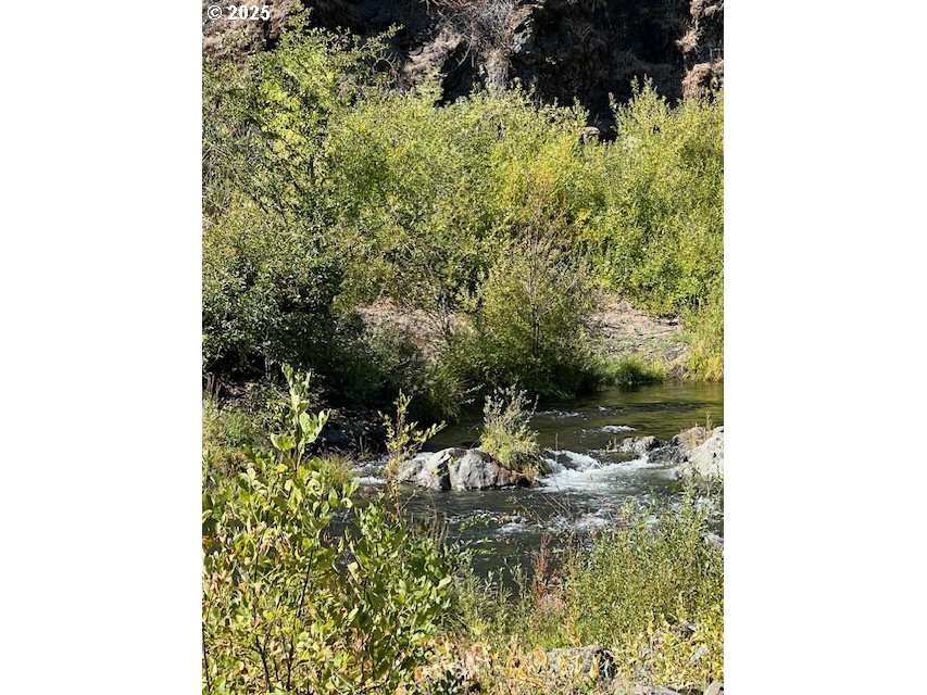 4696 Cow Creek Road Riddle, OR 97469 - Photo 32 of 46