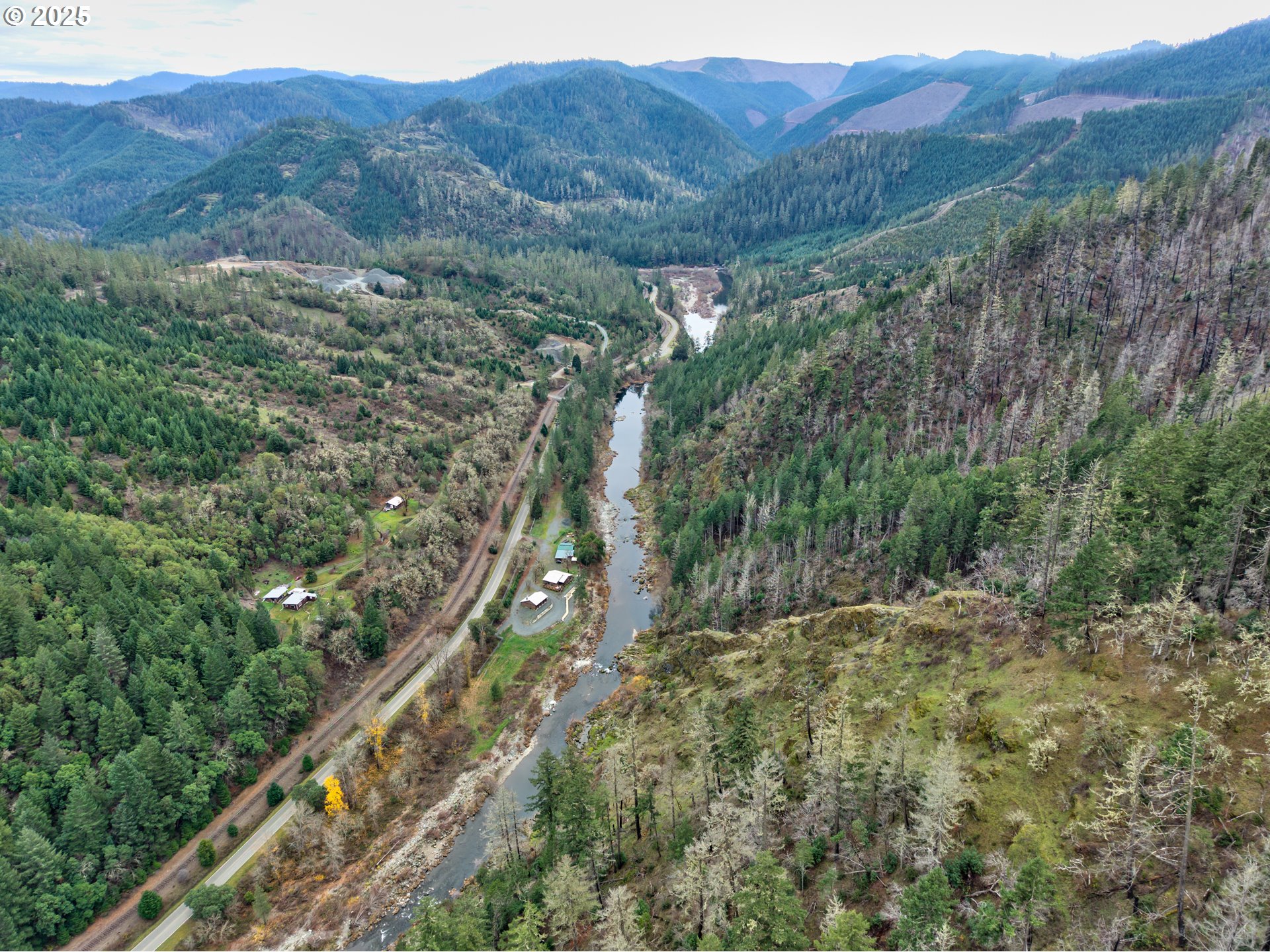 4696 Cow Creek Road Riddle, OR 97469 - Photo 37 of 46