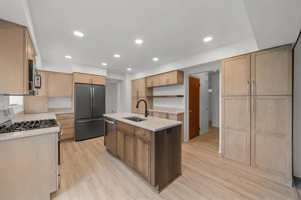 $345,000 | 100 Fairhills Drive, Ypsilanti, MI 48197