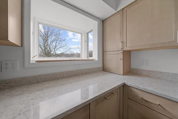 $345,000 | 100 Fairhills Drive, Ypsilanti, MI 48197