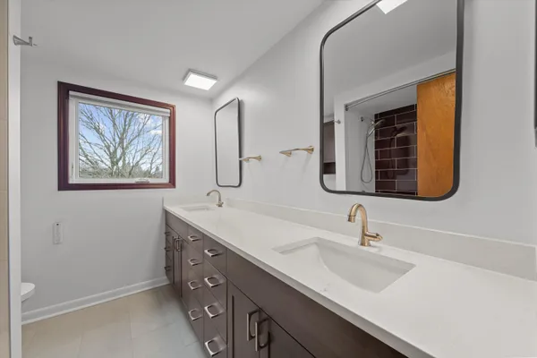 $345,000 | 100 Fairhills Drive, Ypsilanti, MI 48197