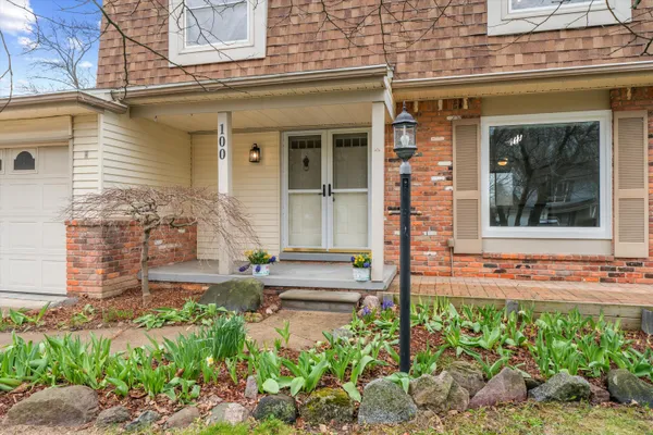 $345,000 | 100 Fairhills Drive, Ypsilanti, MI 48197