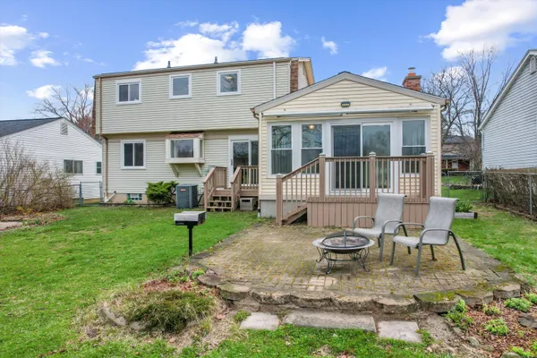 $345,000 | 100 Fairhills Drive, Ypsilanti, MI 48197