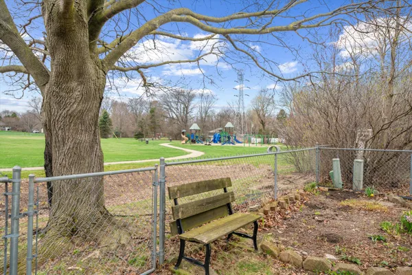 $345,000 | 100 Fairhills Drive, Ypsilanti, MI 48197