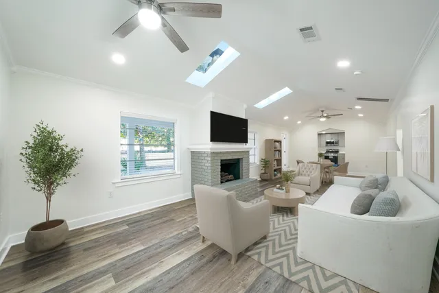 $370,000 | 710 Powell Drive, Niceville, FL 32578