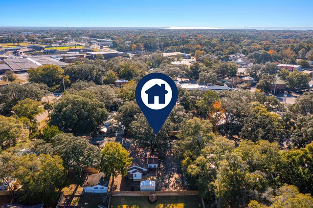 $370,000 | 710 Powell Drive, Niceville, FL 32578