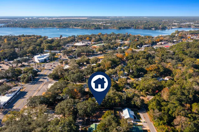 $370,000 | 710 Powell Drive, Niceville, FL 32578