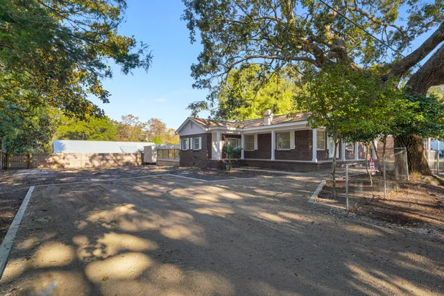 $370,000 | 710 Powell Drive, Niceville, FL 32578