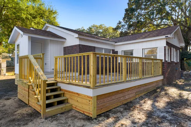 $370,000 | 710 Powell Drive, Niceville, FL 32578