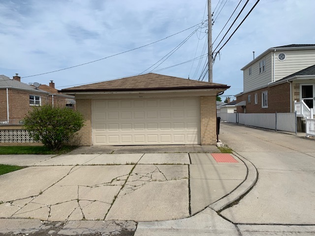 6059 West 59th Street Chicago, IL 60638 - Photo 2 of 24