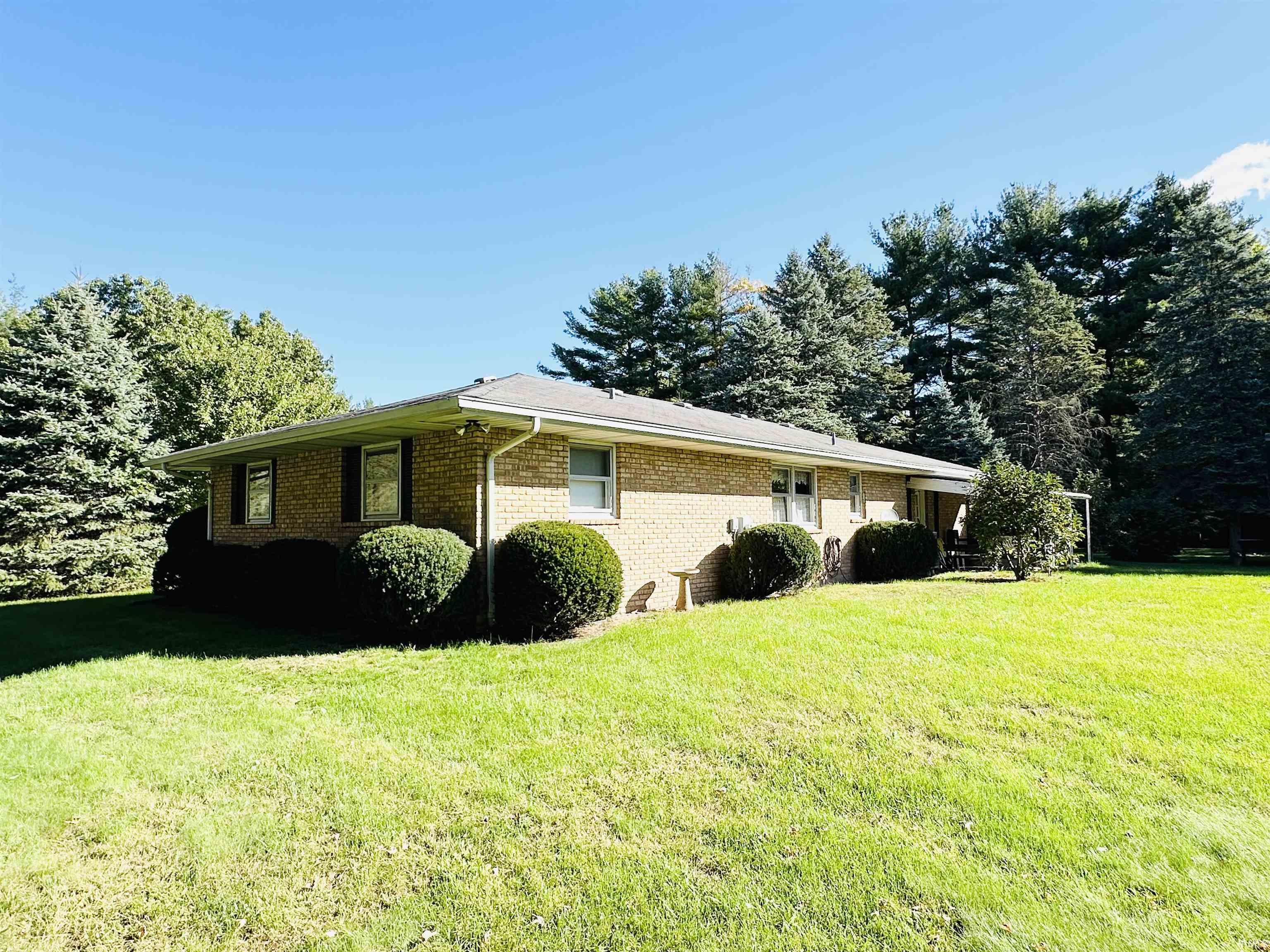 25602 Layton Road North Liberty, IN 46554 - Photo 4 of 12