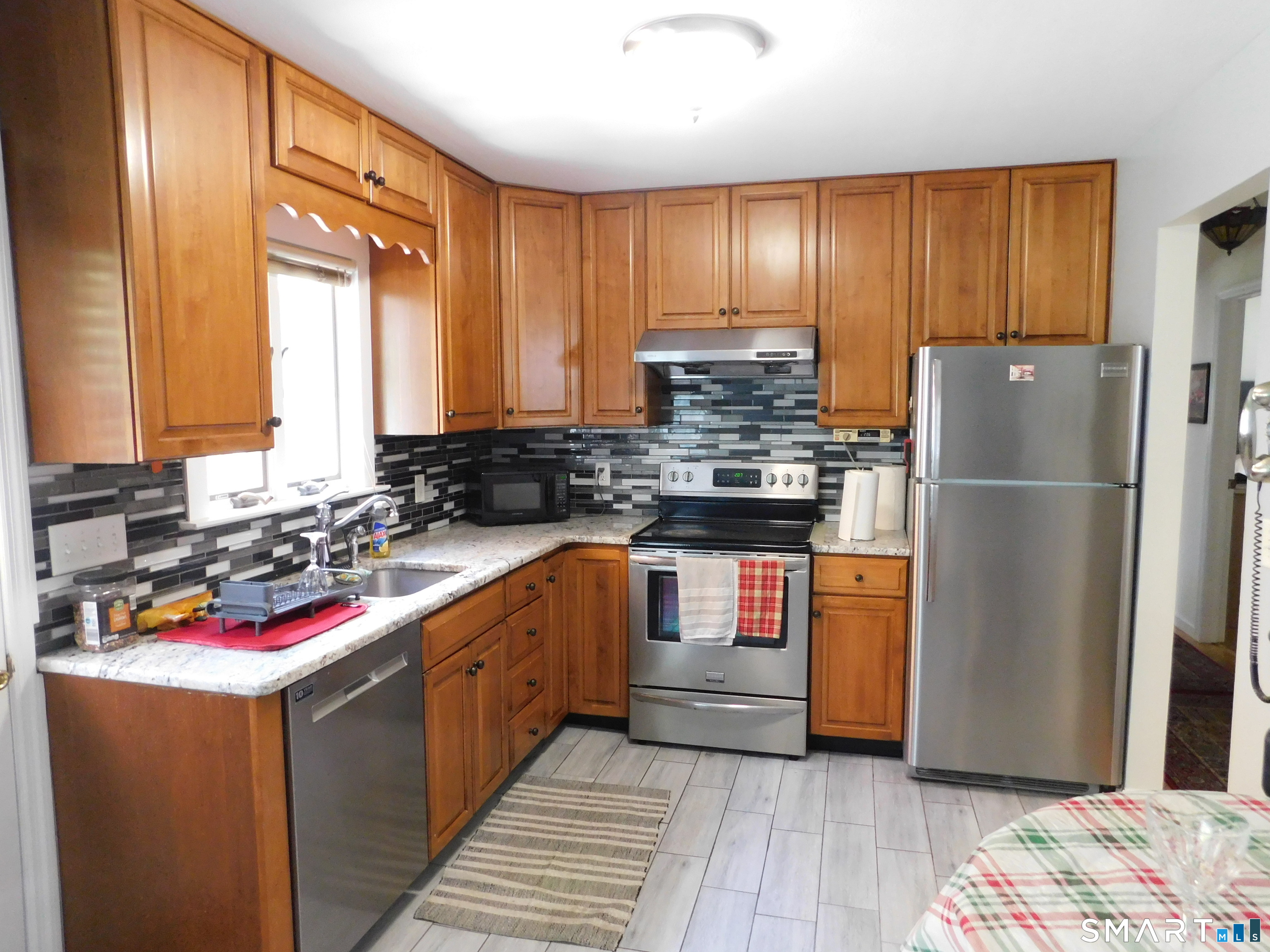 8 Tilden Road Danbury, CT 06810 - Photo 3 of 31