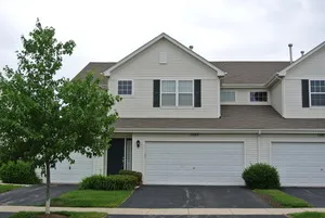 $2,600 | 1303 Waverly Drive, Volo, IL 60020
