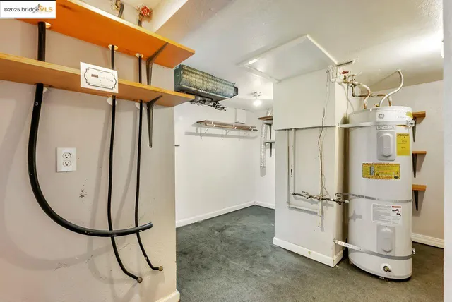 $799,000 | 806 54th Street, Oakland, CA 94608