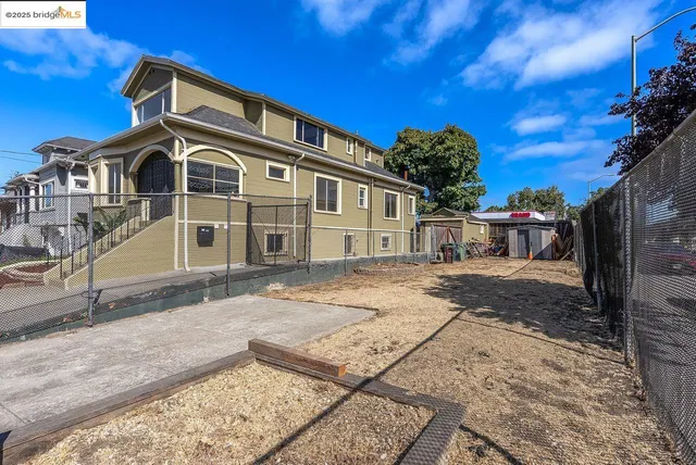 $799,000 | 806 54th Street, Oakland, CA 94608