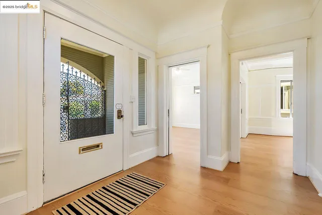 $799,000 | 806 54th Street, Oakland, CA 94608