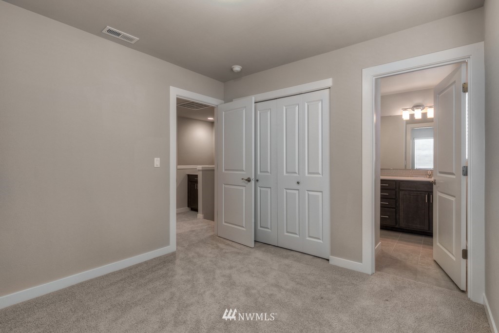 19414 35th Drive Southeast, Unit 40 Bothell, WA 98012 - Photo 12 of 19 Gallery Image 12