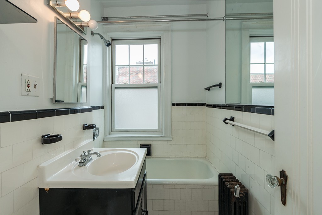 48 Strathmore Road, Unit 41 Boston, MA 02135 - Photo 7 of 16 Gallery Image 7