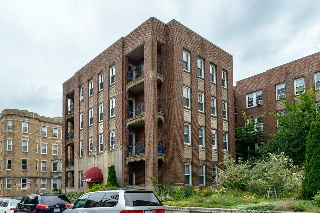 48 Strathmore Road, Unit 41 Boston, MA 02135 - Photo 10 of 16 Gallery Image 10