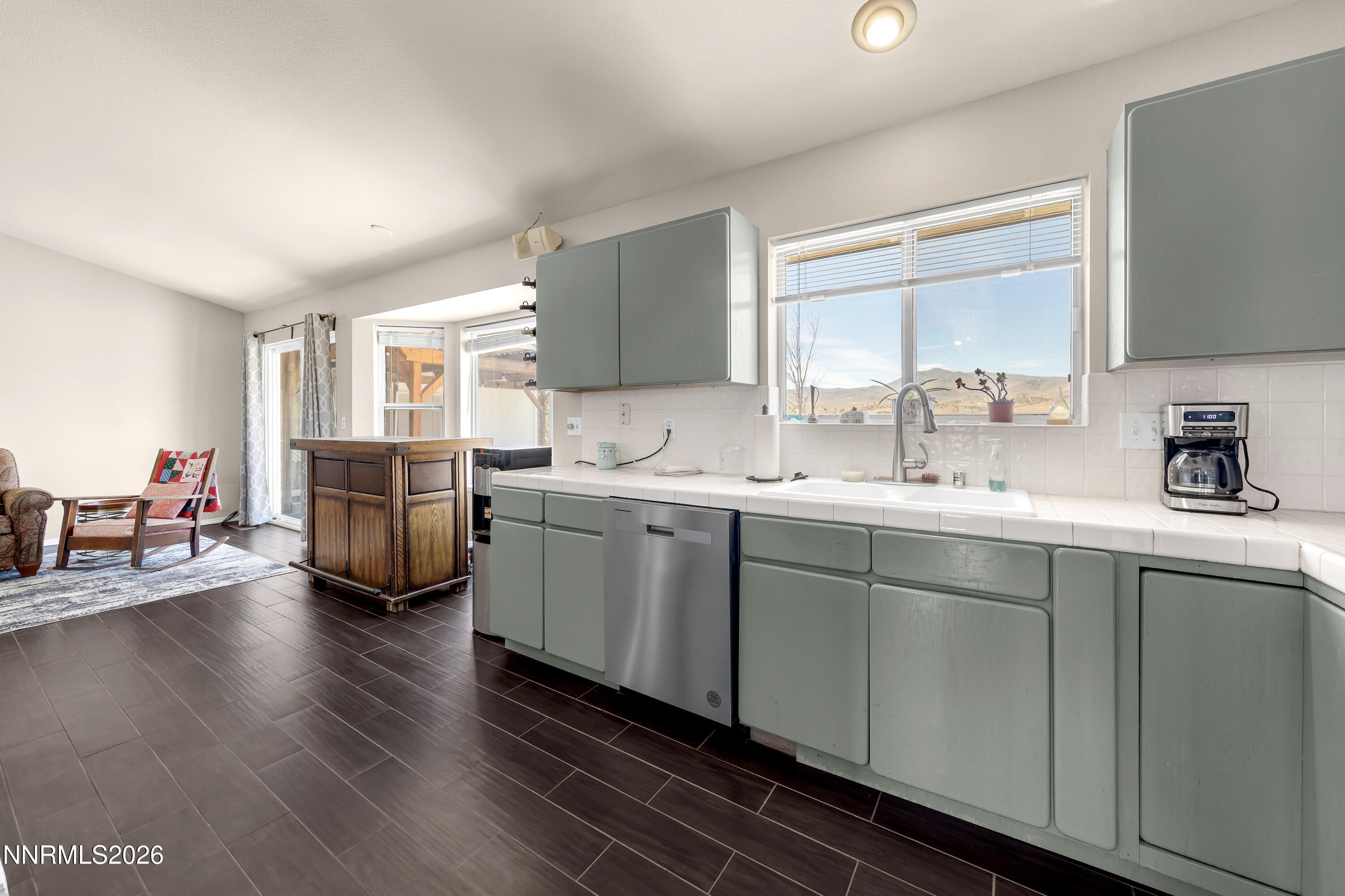5855 Quaking Aspen Road Reno, NV 89510 - Photo 11 of 60 QuakingAspen5855-011