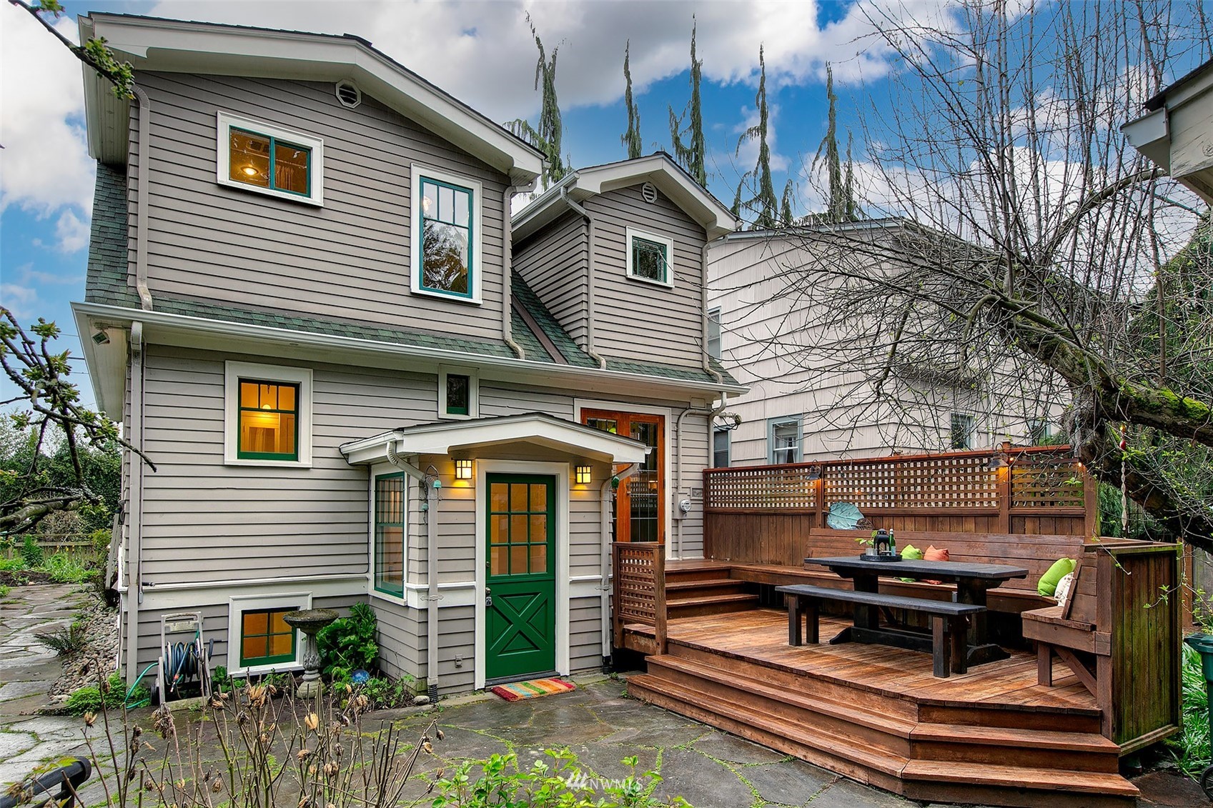 112 North 40th Street Seattle, WA 98103 - Photo 11 of 40