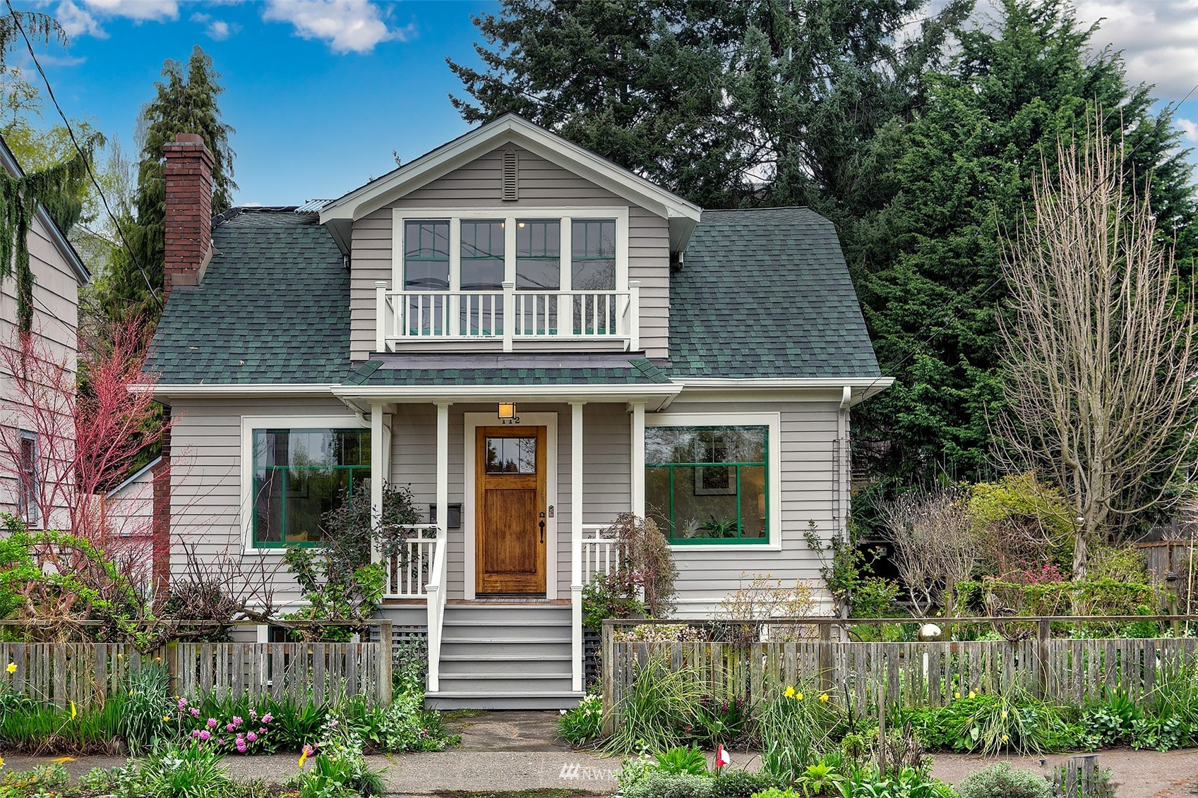 112 North 40th Street Seattle, WA 98103 - Photo 2 of 40