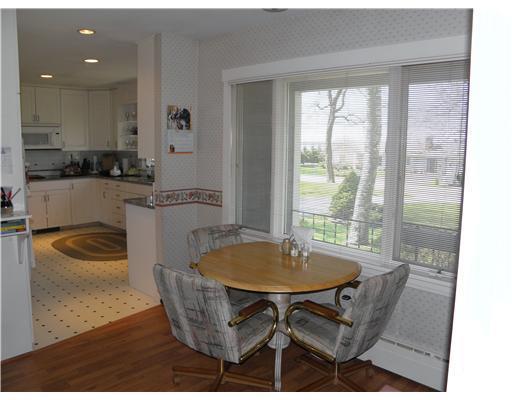 16 Samoset Road Rockland, ME 04841 - Photo 8 of 13 Kitchen.