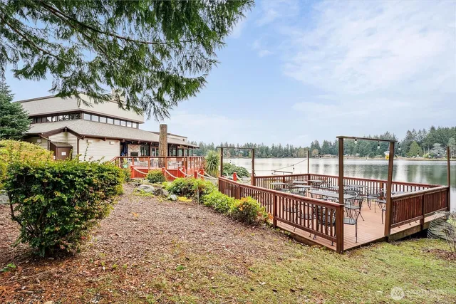$250,000 | 10718 Trout Place West, Anderson Island, WA 98303