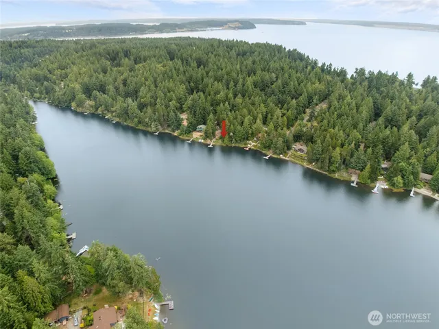 $250,000 | 10718 Trout Place West, Anderson Island, WA 98303