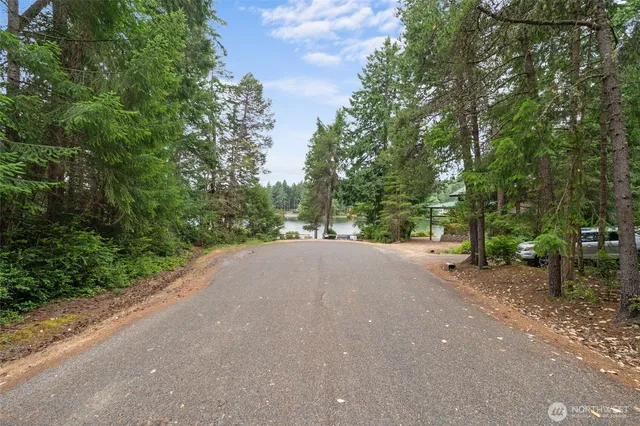 $250,000 | 10718 Trout Place West, Anderson Island, WA 98303