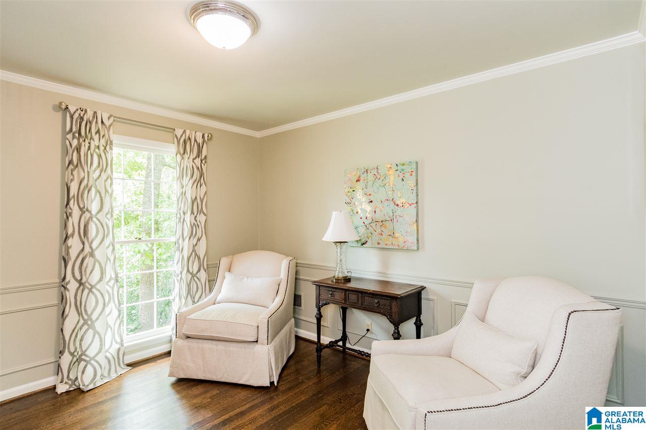 3016 Ryecroft Road Mountain Brook, AL 35223 - Photo 4 of 33