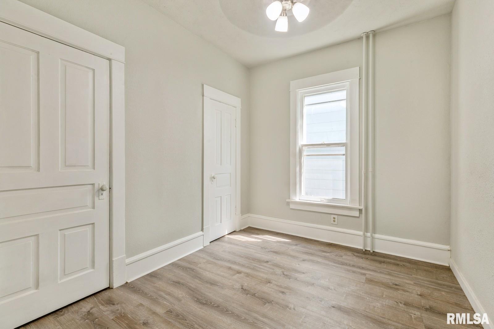 1205 3rd Street, Unit A Moline, IL 61265 - Photo 12 of 35 Gallery Image 12
