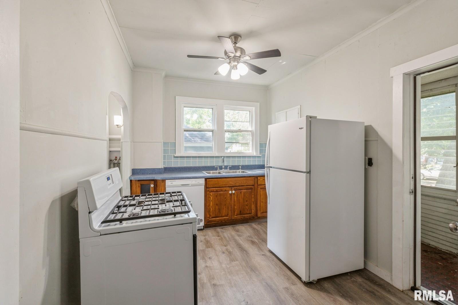1205 3rd Street, Unit A Moline, IL 61265 - Photo 14 of 35 Gallery Image 14