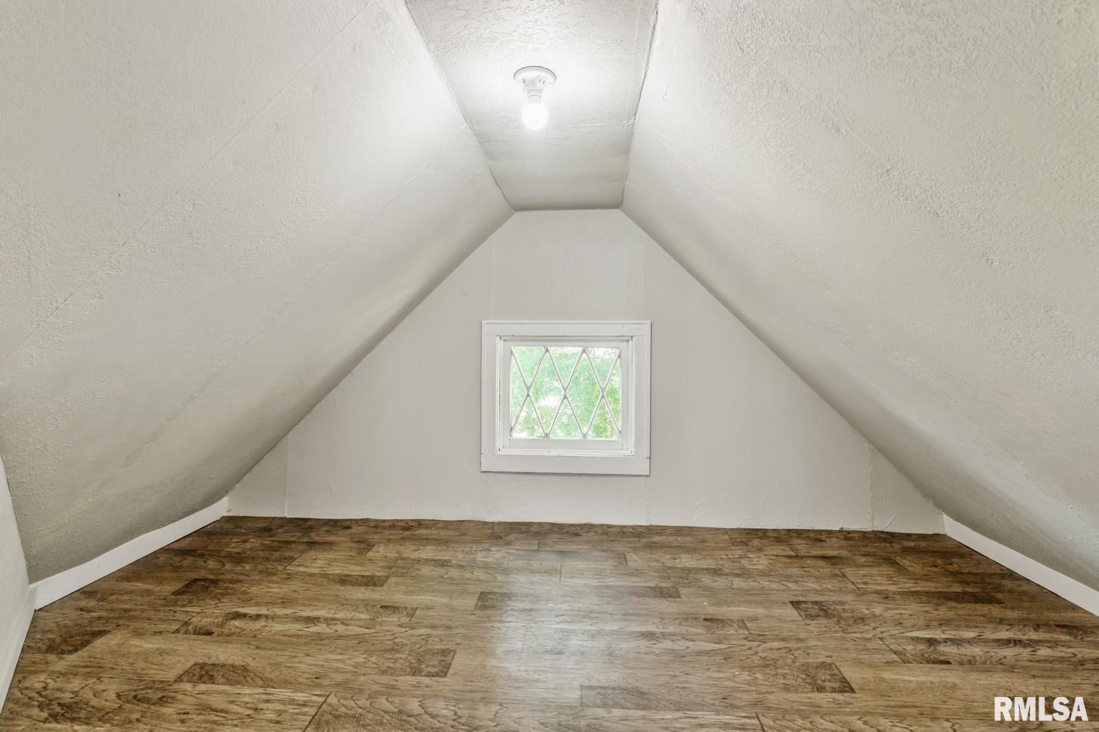 1205 3rd Street, Unit A Moline, IL 61265 - Photo 29 of 35 Gallery Image 29