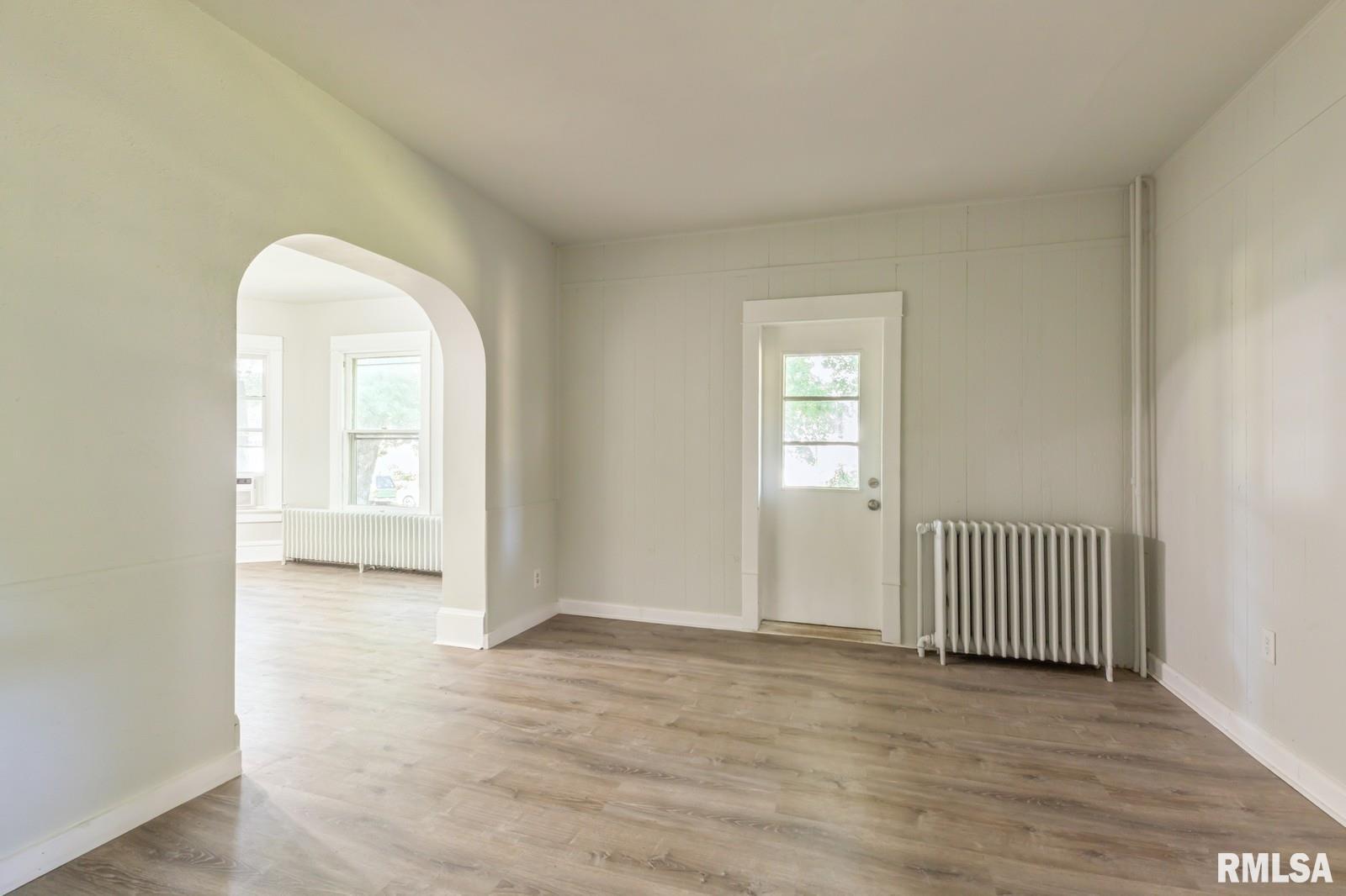 1205 3rd Street, Unit A Moline, IL 61265 - Photo 8 of 35 Gallery Image 8