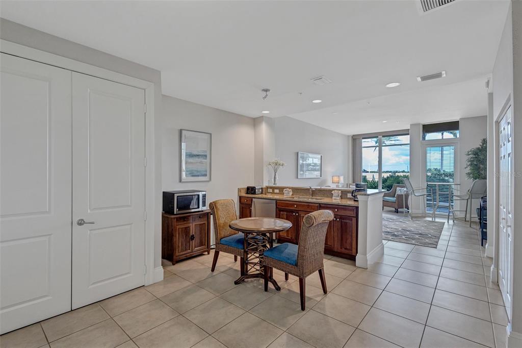 140 Riviera Dunes Way, Unit 701 Palmetto, FL 34221 - Photo 37 of 42