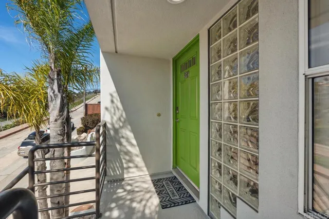 $1,079,998 | 3519 Andrews Street, San Diego, CA 92103