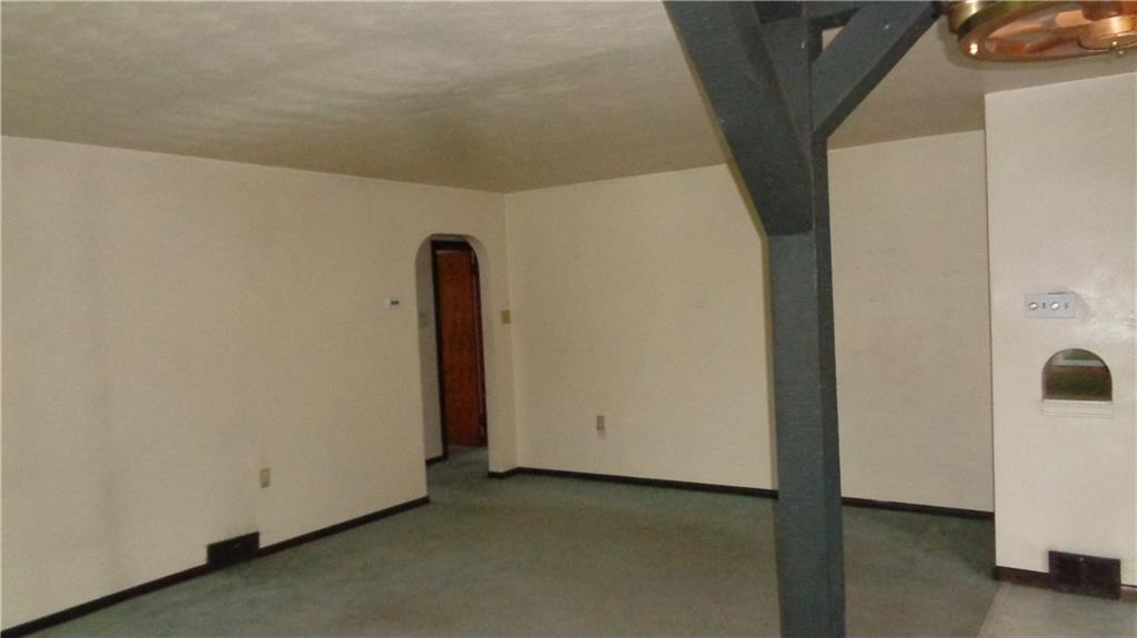 2063 Silverville Road Freeport, PA 16229 - Photo 8 of 24