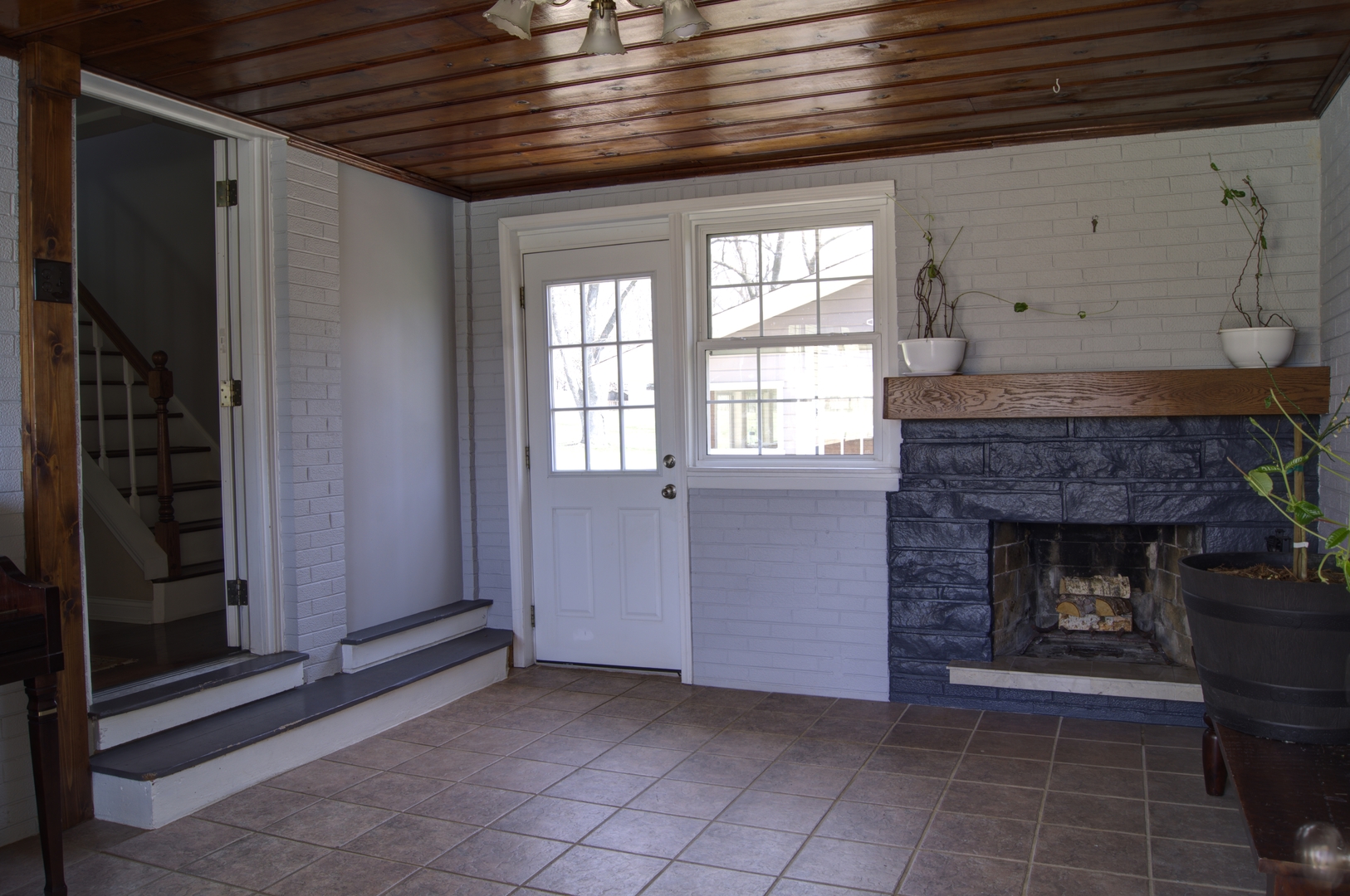 S657 Wynwood Road Winfield, IL 60190 - Photo 5 of 15
