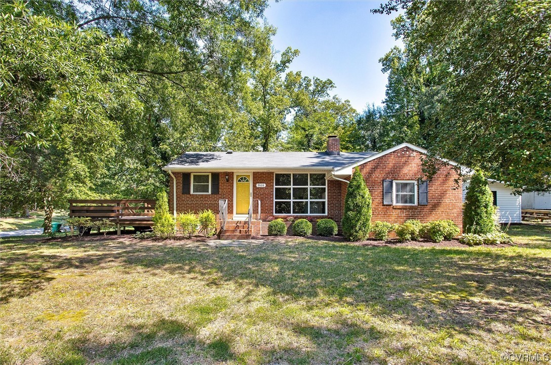 9606 Meadowview Road Henrico, VA 23294 - Photo 25 of 27 a front view of a house with a yard