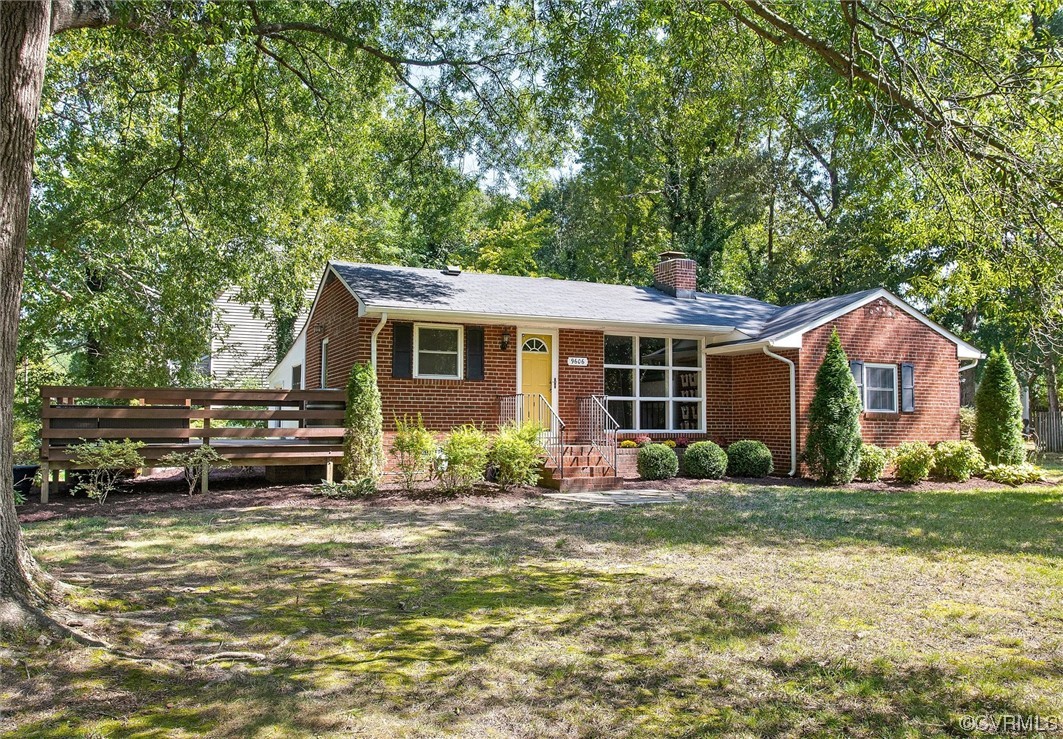 9606 Meadowview Road Henrico, VA 23294 - Photo 26 of 27 a front view of a house with a yard