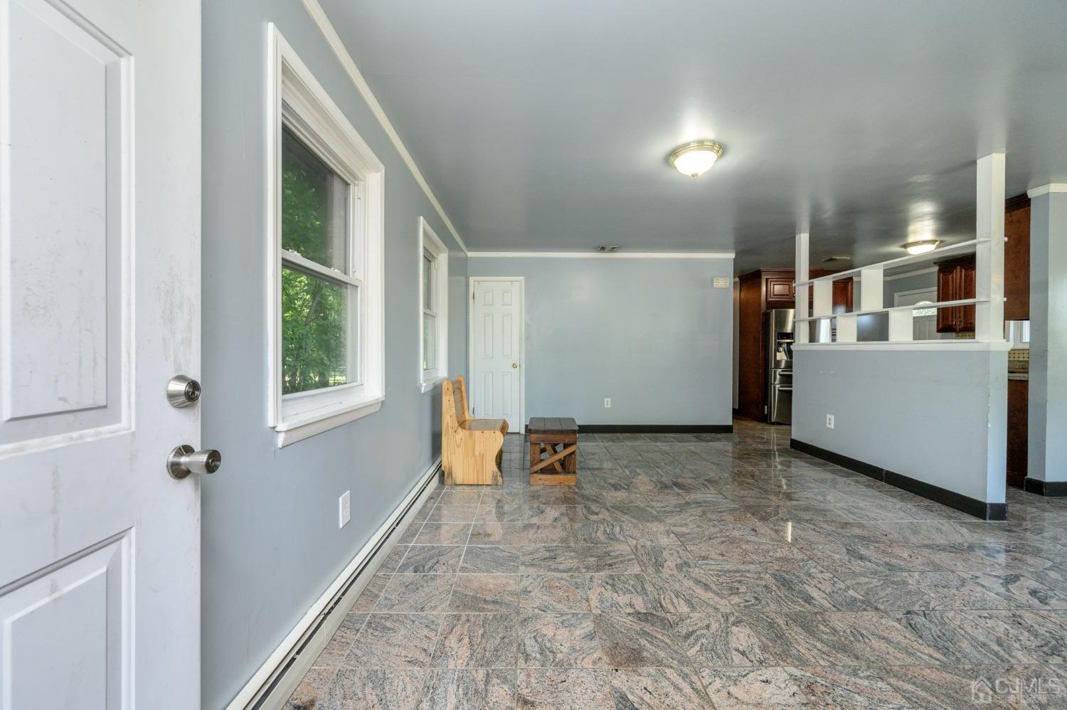 445 Eggert Crossing Road Ewing, NJ 08638 - Photo 2 of 31 Gallery Image 2