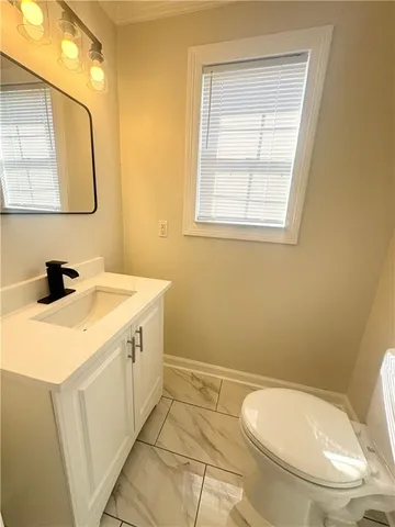 $2,000 | 5312 Warrington Drive, Unit C, New Orleans, LA 70122