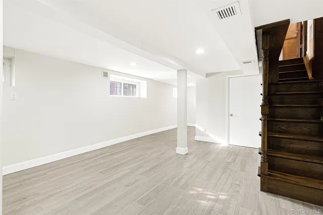 $5,600 | 93-01 71st Avenue | Forest Hills