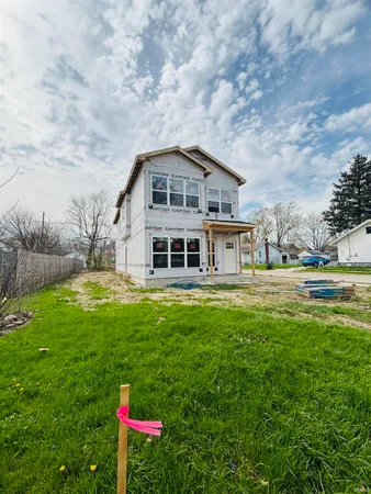 $325,000 | 3102 Alexander Street, Fort Wayne, IN 46806